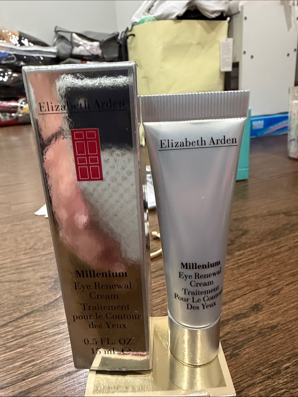 Elizabeth Arden Millenium Eye renewal cream 15 ml